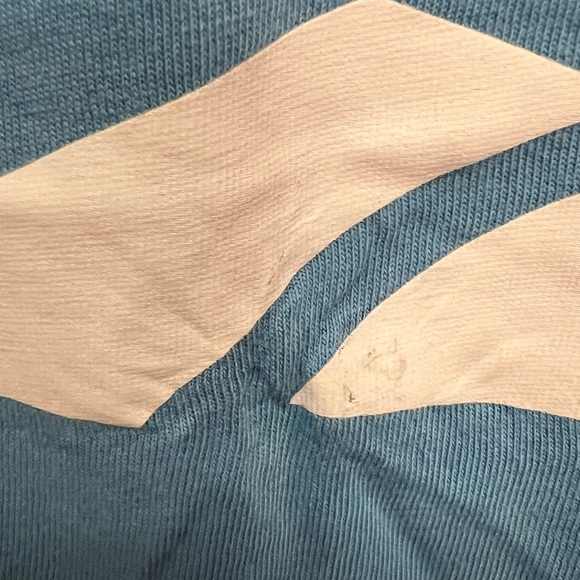 Reebok Logo Tee - Picture 3 of 4